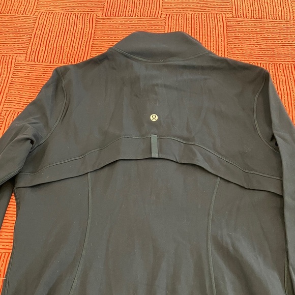 Lululemon Athletica women’s size 12 dark Blue Define Nulu Jacket New with tags - Picture 7 of 16